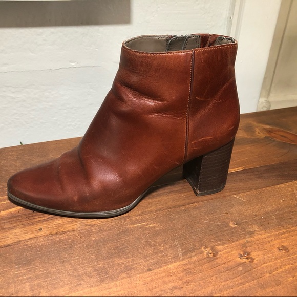 Full Grain Leather Ankle Boot - Picture 1 of 6